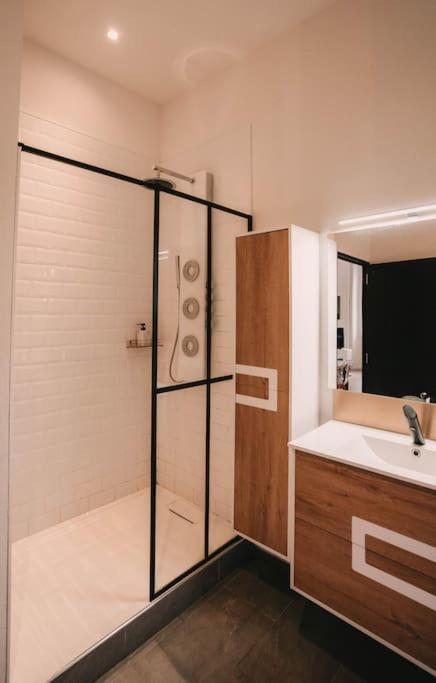Ultimate Comfort ! Jacuzzi & Sauna. Besançon Dış mekan fotoğraf
